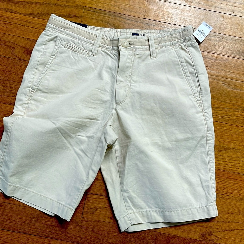 Boys / Men’s GAP SHORTS Size 28 | NWT $44.95